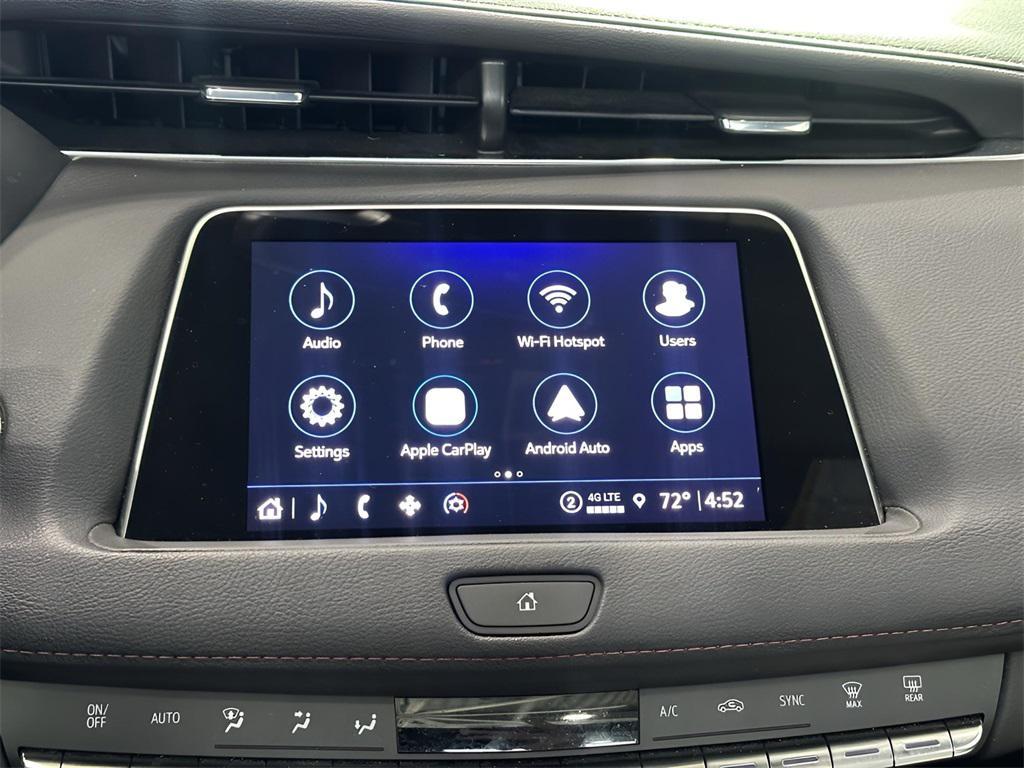 used 2022 Cadillac XT4 car, priced at $28,290