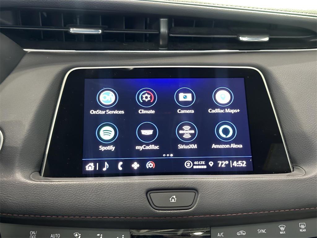 used 2022 Cadillac XT4 car, priced at $28,290