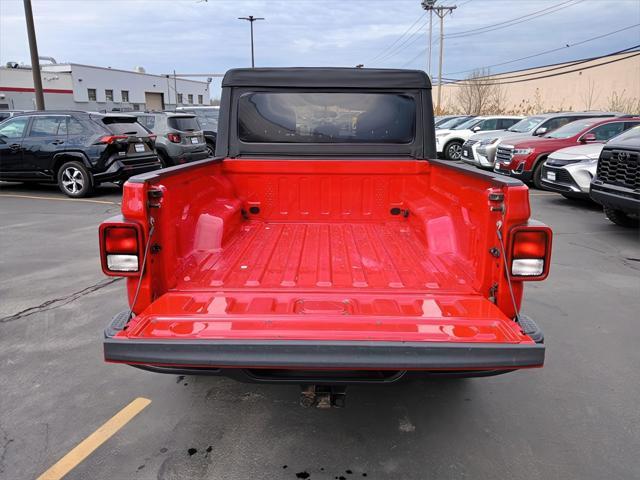 used 2020 Jeep Gladiator car, priced at $27,115