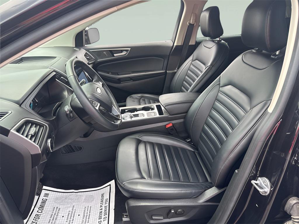 used 2024 Ford Edge car, priced at $24,999
