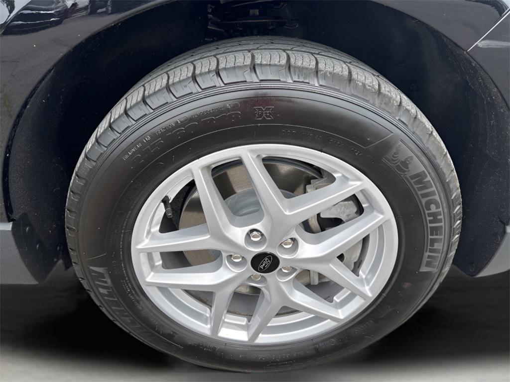 used 2024 Ford Edge car, priced at $24,999