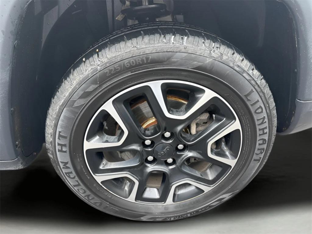 used 2020 Jeep Compass car, priced at $15,999