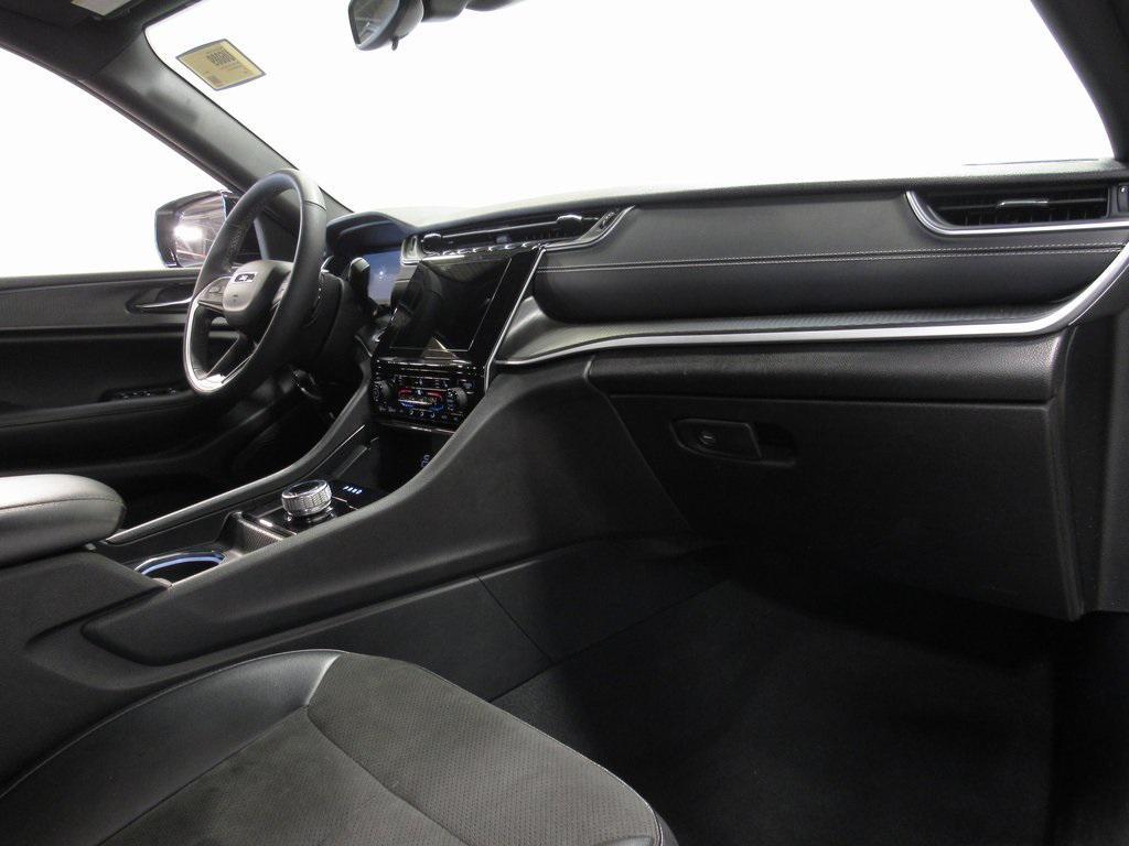 used 2024 Jeep Grand Cherokee L car, priced at $30,500