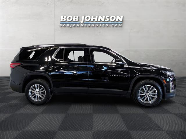 used 2023 Chevrolet Traverse car, priced at $33,042