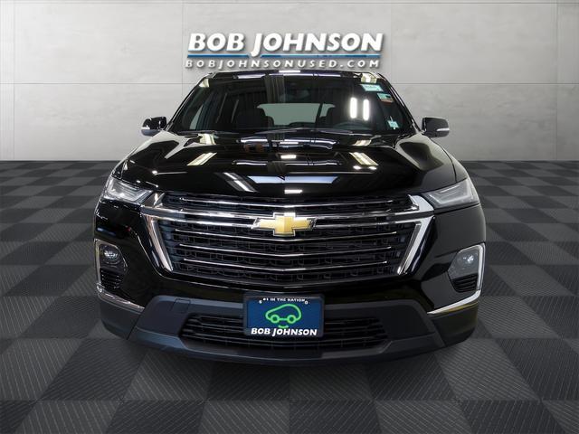 used 2023 Chevrolet Traverse car, priced at $33,042
