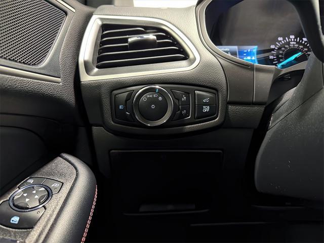 used 2024 Ford Edge car, priced at $37,653