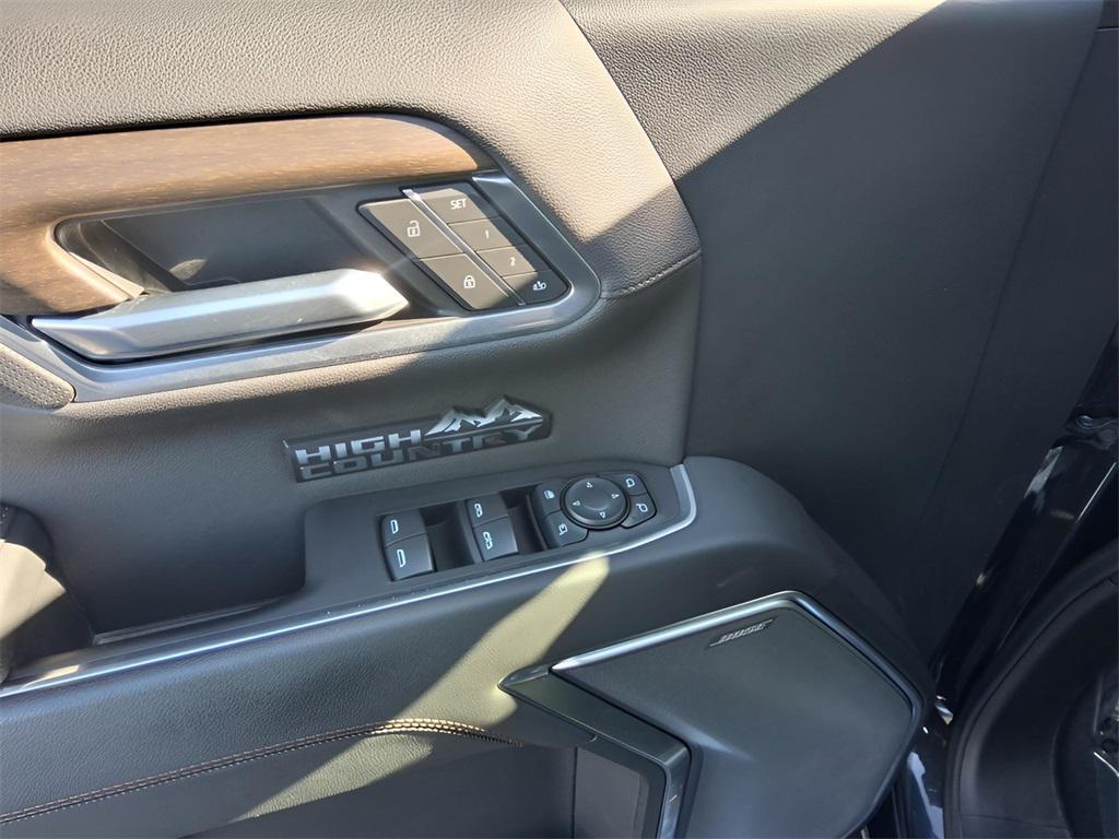 used 2022 Chevrolet Silverado 1500 car, priced at $45,369