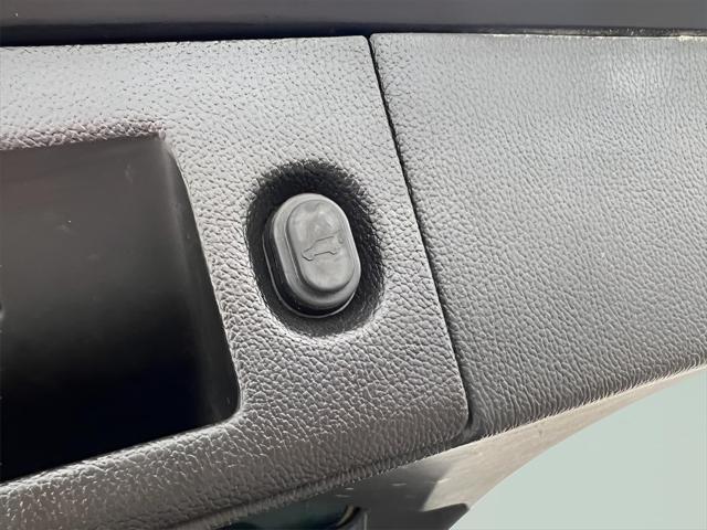 used 2015 GMC Yukon car, priced at $15,288