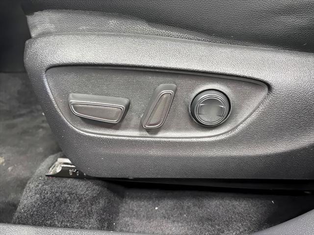 used 2022 Toyota Highlander car, priced at $35,958
