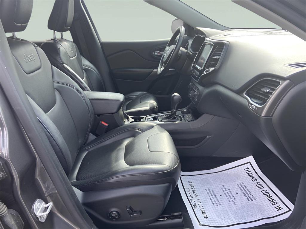 used 2019 Jeep Cherokee car, priced at $17,465