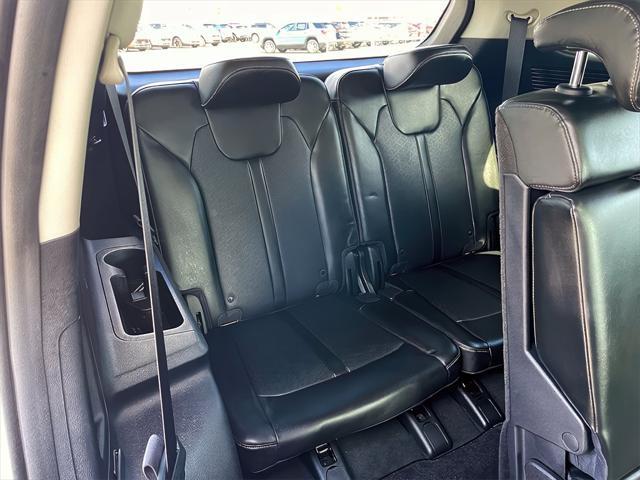 used 2022 Kia Sorento car, priced at $28,995