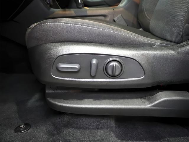 used 2022 Chevrolet Traverse car, priced at $31,923