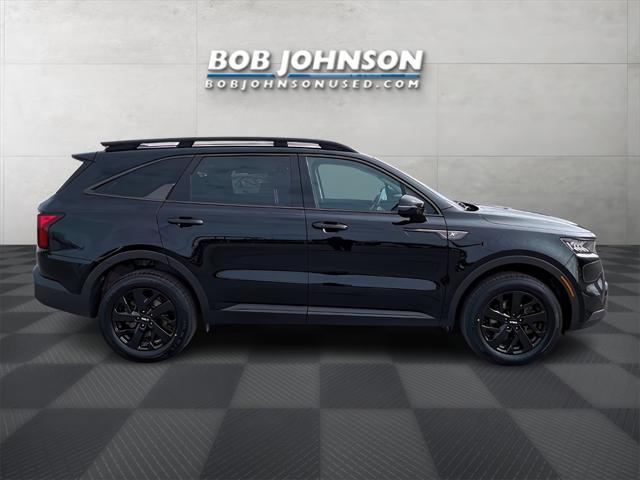 used 2022 Kia Sorento car, priced at $27,495