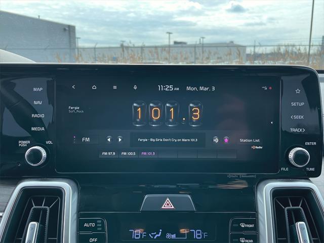 used 2022 Kia Sorento car, priced at $27,495