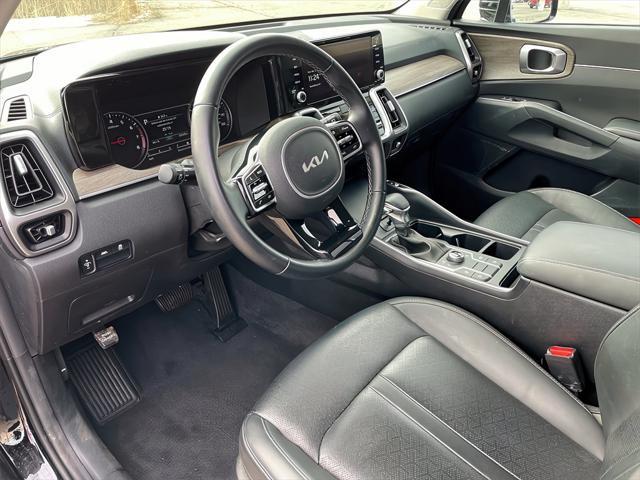 used 2022 Kia Sorento car, priced at $27,495