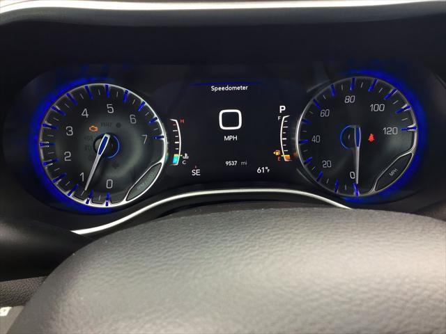 used 2025 Chrysler Pacifica car, priced at $39,086