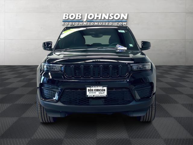 used 2024 Jeep Grand Cherokee car, priced at $37,810