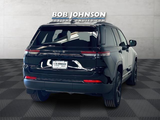 used 2024 Jeep Grand Cherokee car, priced at $37,810