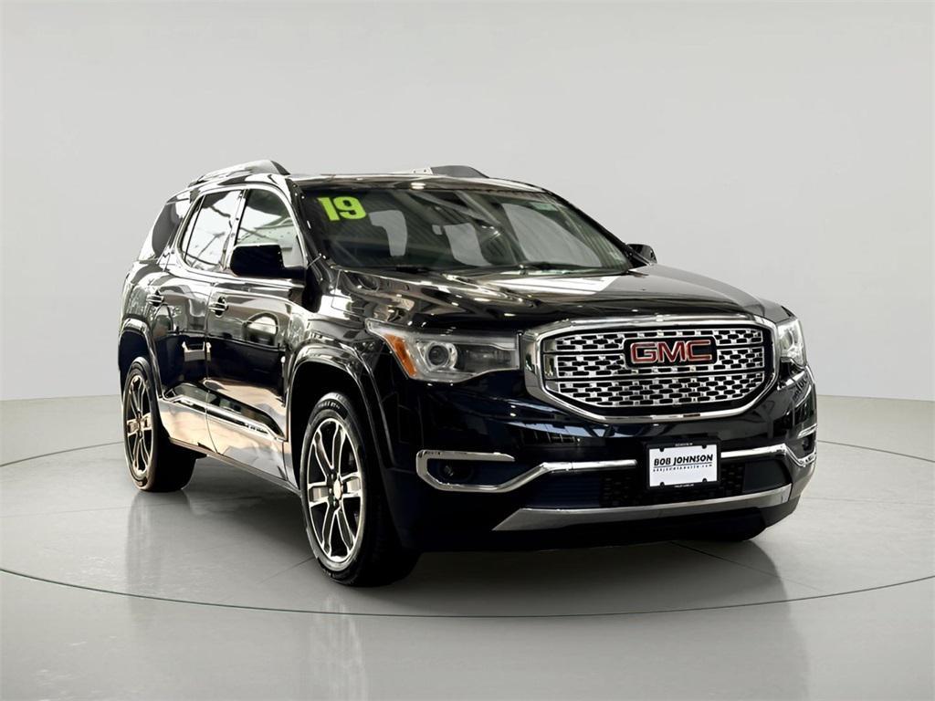 used 2019 GMC Acadia car, priced at $26,992