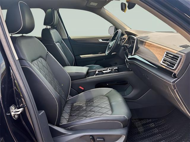 used 2024 Volkswagen Atlas car, priced at $44,907