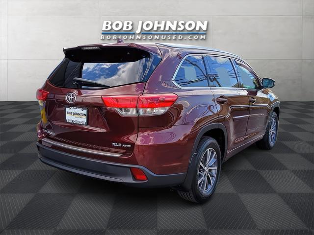 used 2018 Toyota Highlander car, priced at $25,995