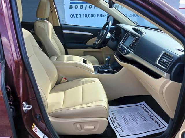 used 2018 Toyota Highlander car, priced at $25,995