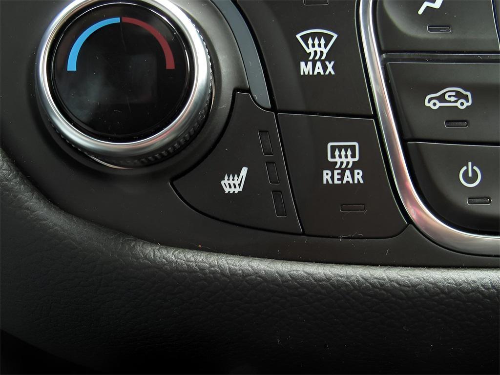 used 2023 Chevrolet Equinox car, priced at $24,355