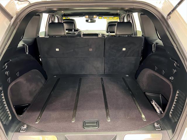 used 2017 Jeep Grand Cherokee car, priced at $15,364
