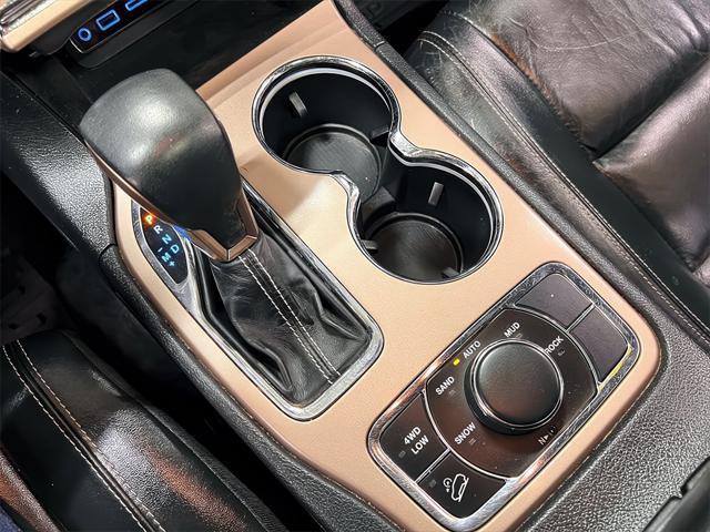 used 2017 Jeep Grand Cherokee car, priced at $15,364
