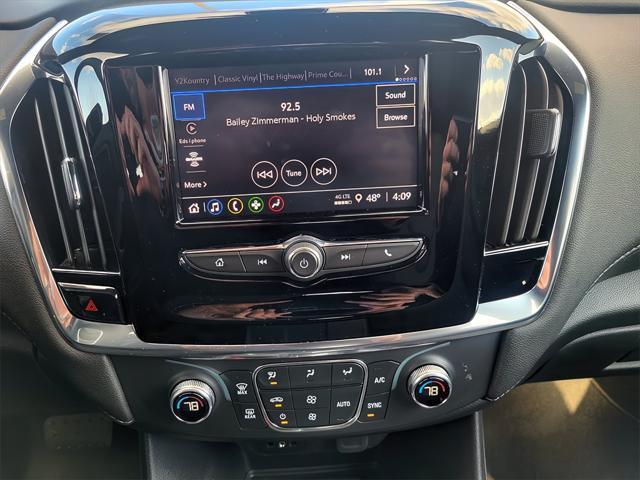 used 2023 Chevrolet Traverse car, priced at $32,528