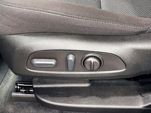 used 2023 Chevrolet Traverse car, priced at $32,000