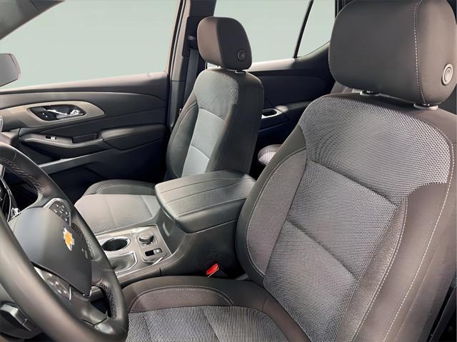 used 2023 Chevrolet Traverse car, priced at $31,000