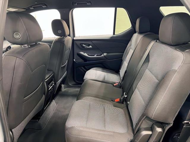 used 2023 Chevrolet Traverse car, priced at $32,000