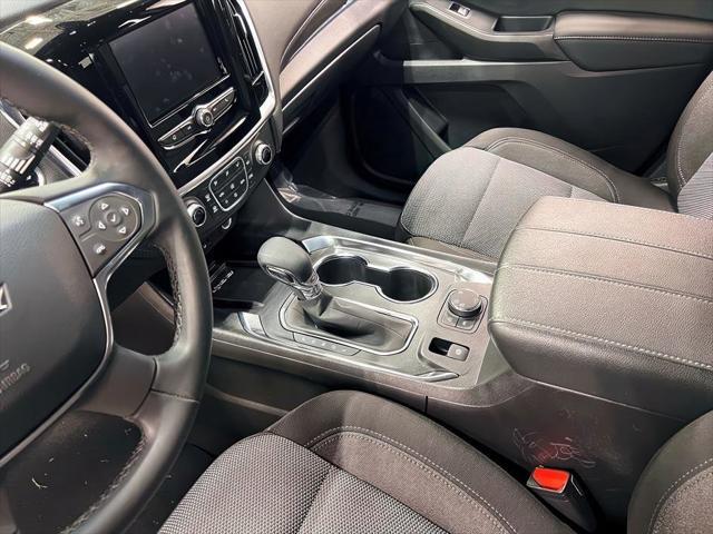 used 2023 Chevrolet Traverse car, priced at $32,000
