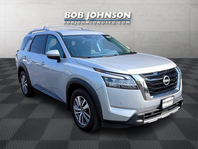 used 2023 Nissan Pathfinder car, priced at $34,259