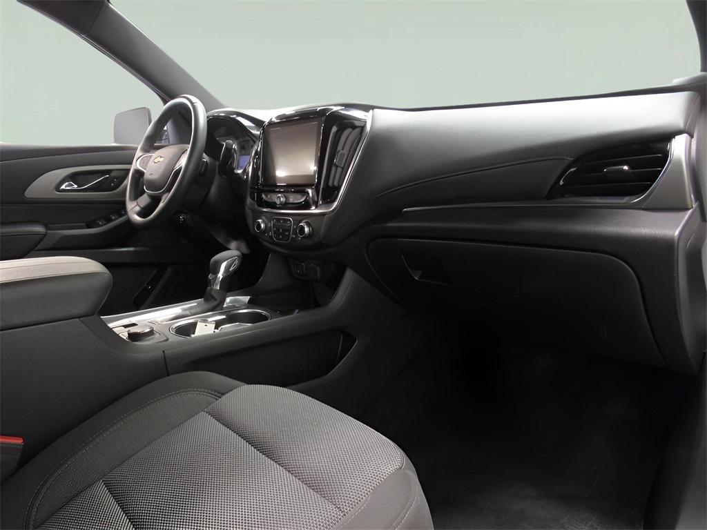 used 2023 Chevrolet Traverse car, priced at $32,471