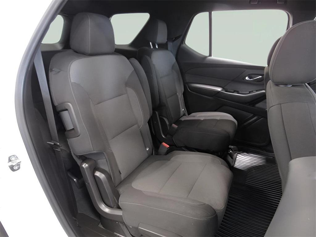 used 2023 Chevrolet Traverse car, priced at $32,471