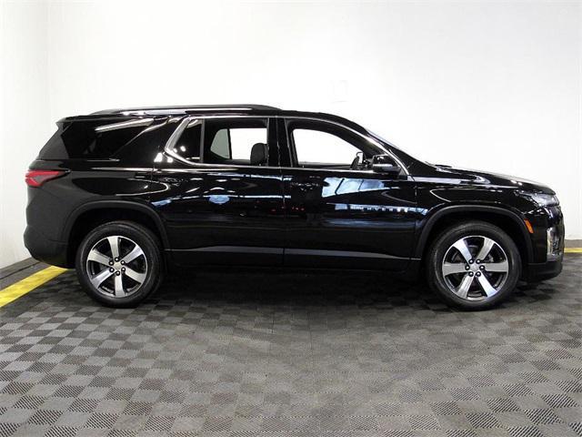 used 2022 Chevrolet Traverse car, priced at $31,963