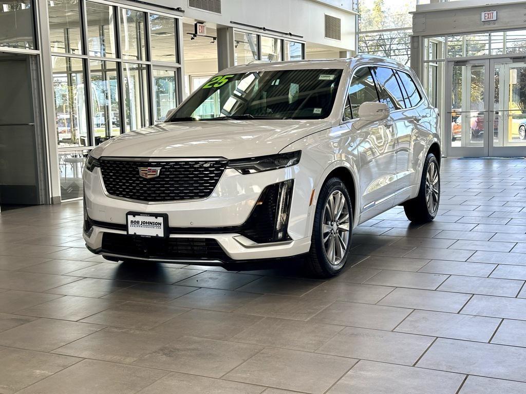 used 2025 Cadillac XT6 car, priced at $49,592