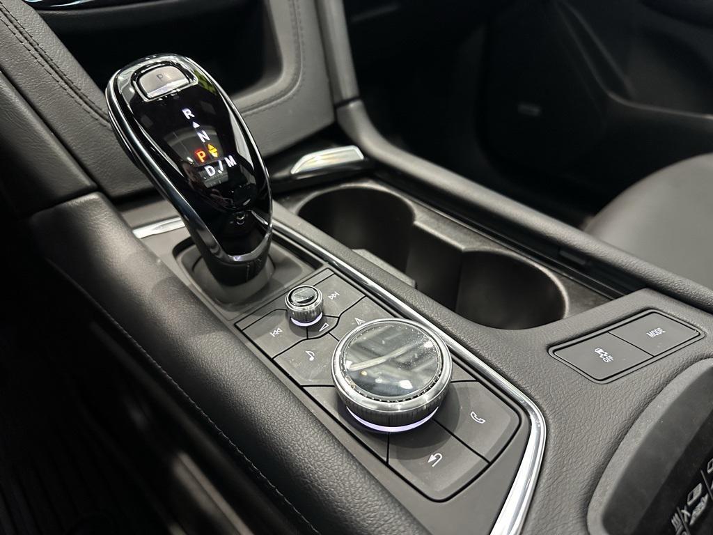 used 2025 Cadillac XT6 car, priced at $49,592