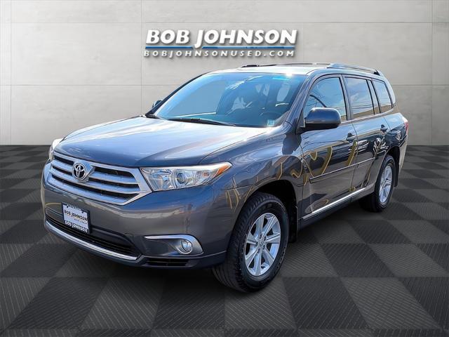 used 2011 Toyota Highlander car, priced at $11,587