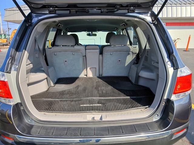 used 2011 Toyota Highlander car, priced at $11,587