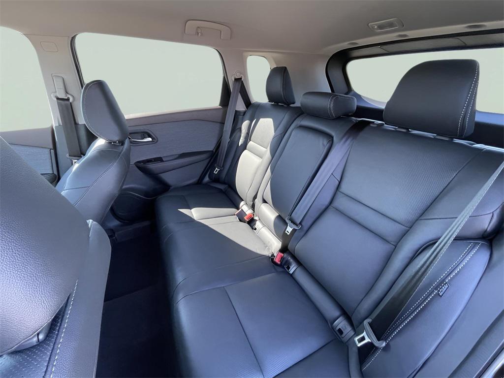 used 2022 Nissan Rogue car, priced at $26,432
