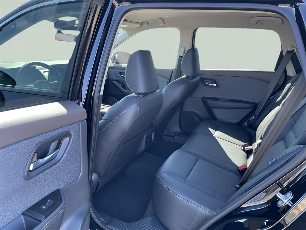 used 2022 Nissan Rogue car, priced at $26,432