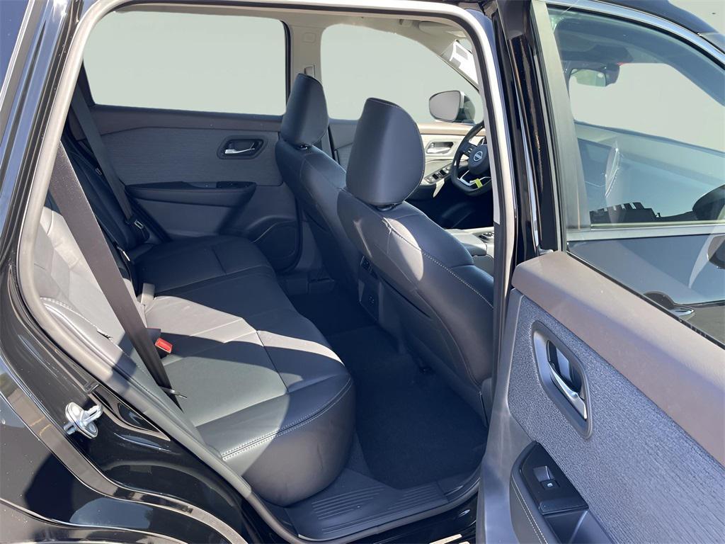 used 2022 Nissan Rogue car, priced at $26,432