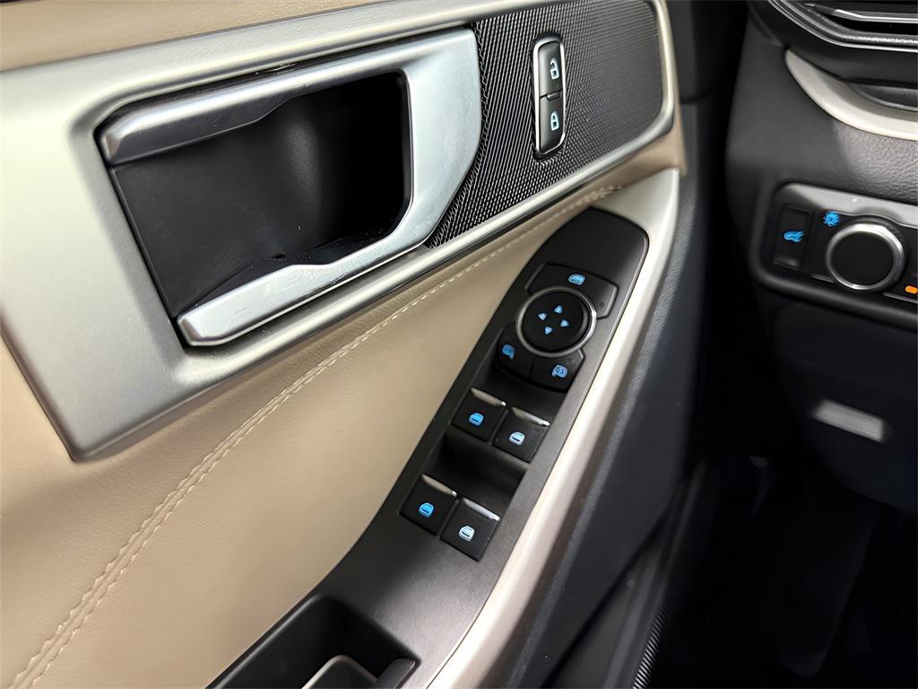 used 2023 Ford Explorer car, priced at $26,600