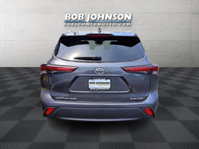 used 2024 Toyota Highlander car, priced at $42,995