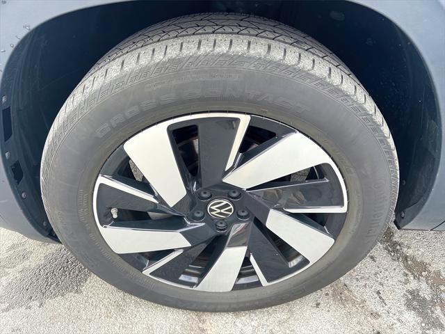 used 2024 Volkswagen Atlas Cross Sport car, priced at $35,887