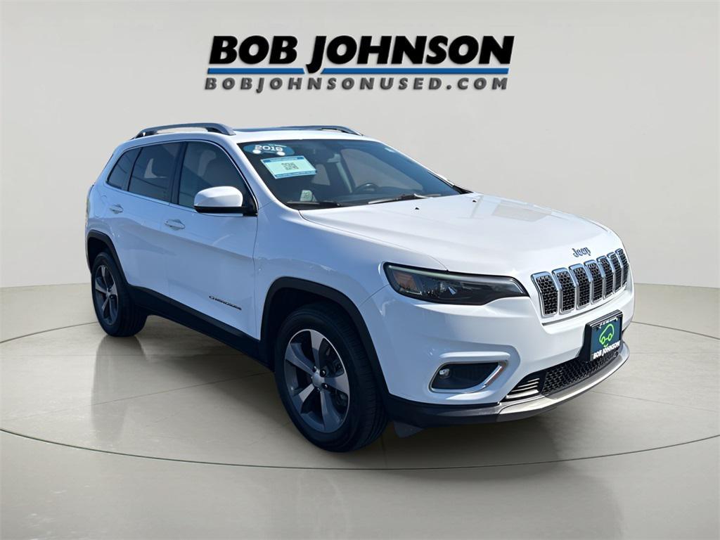used 2019 Jeep Cherokee car, priced at $16,495