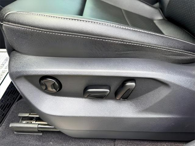 used 2023 Volkswagen Atlas car, priced at $29,999